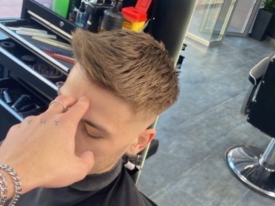 Cliente satisfecho corte de pelo, Medusa Barbers